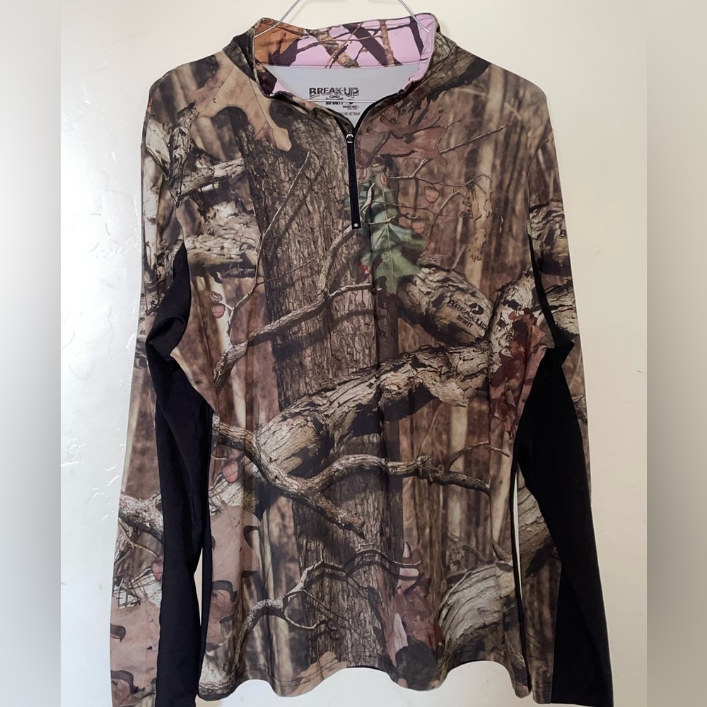 Womens Mossy Oak Break Up Infinity Camo/Pink ¼ Zip Compression Shirt Adult Large